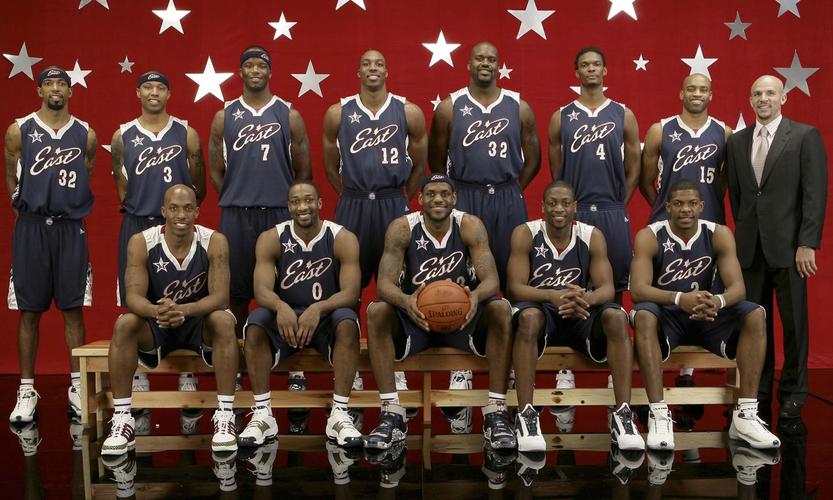 伊布缺阵的 伊布缺阵的