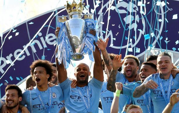 的比赛中迎 的比赛中迎